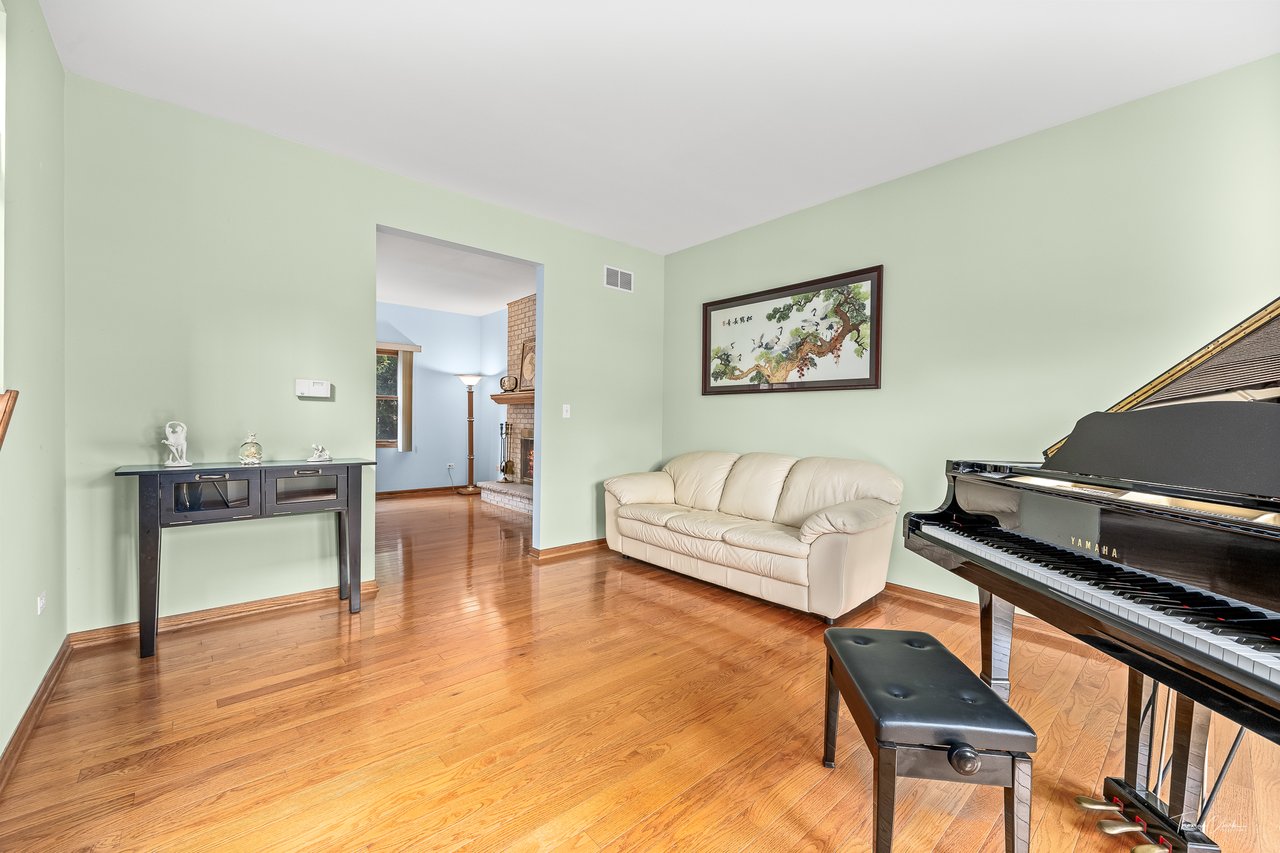 2048 Westbury Drive