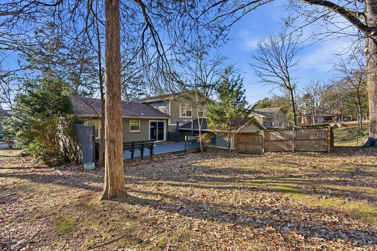 South Huntsville Home with Fireplace & Outdoor Space