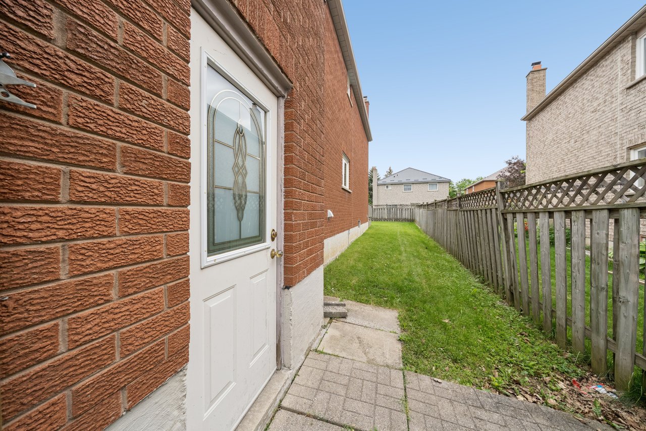 21 Calbeck Avenue