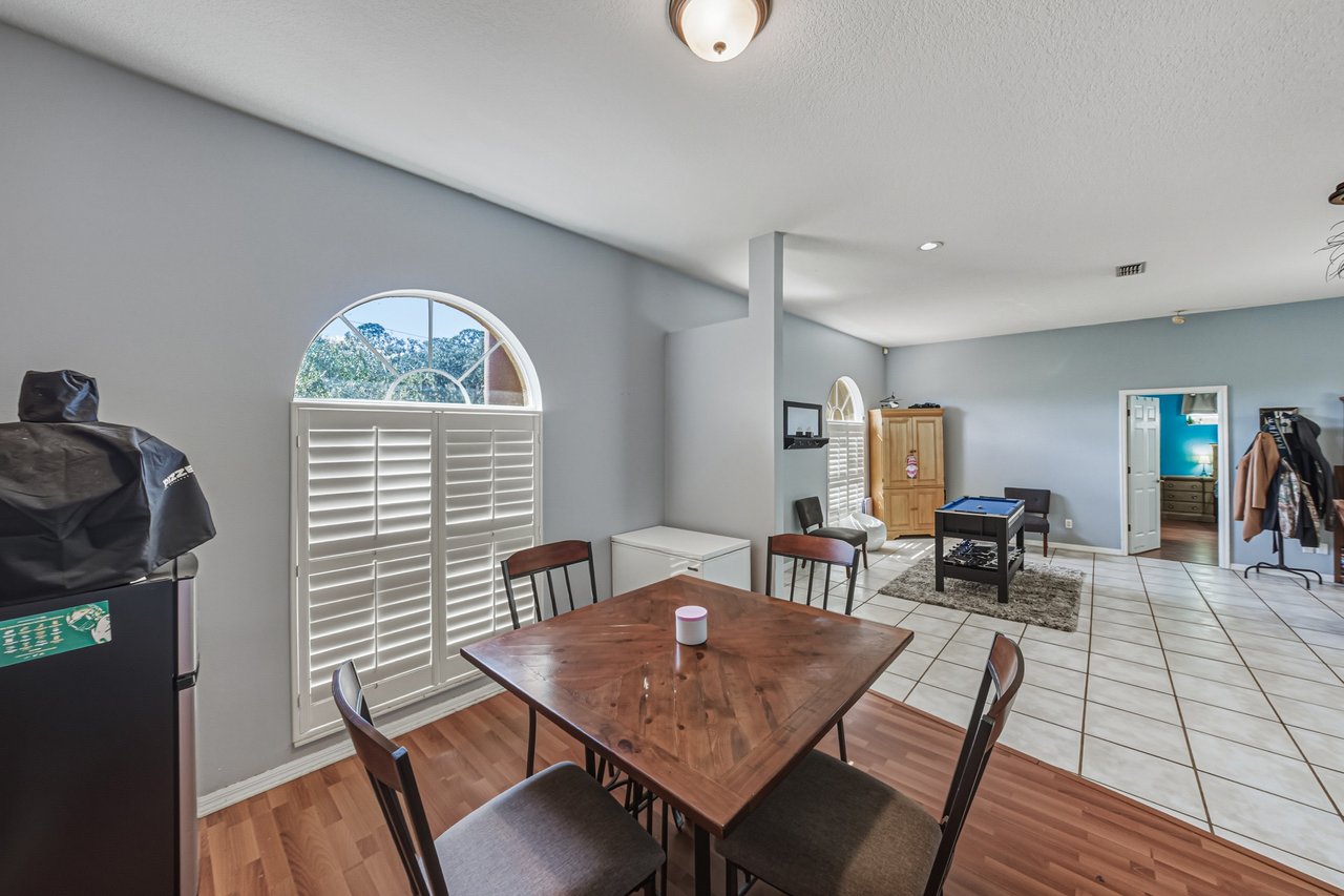 3926 Meadowlark Court