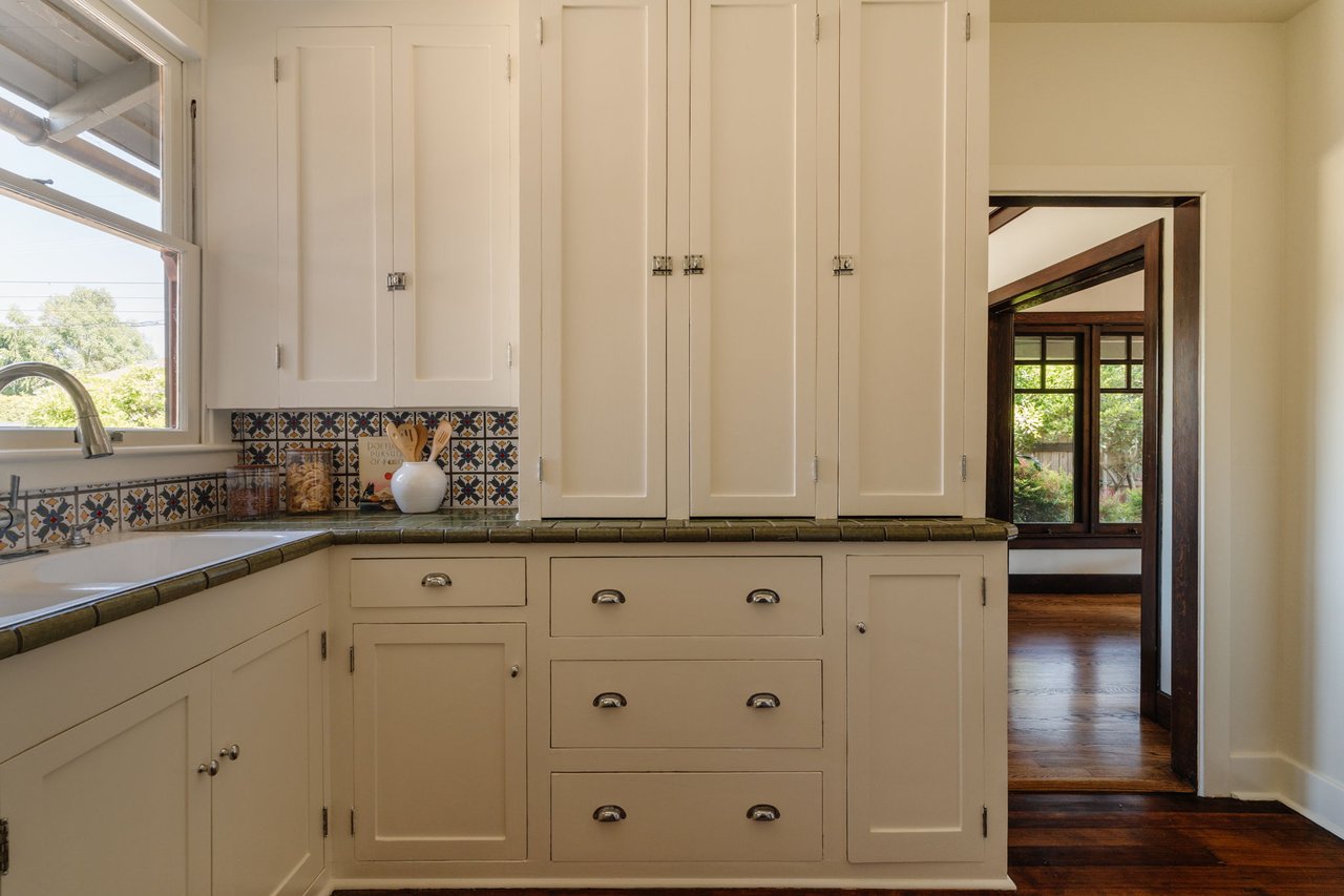 201 N Avenue 52 in Highland Park