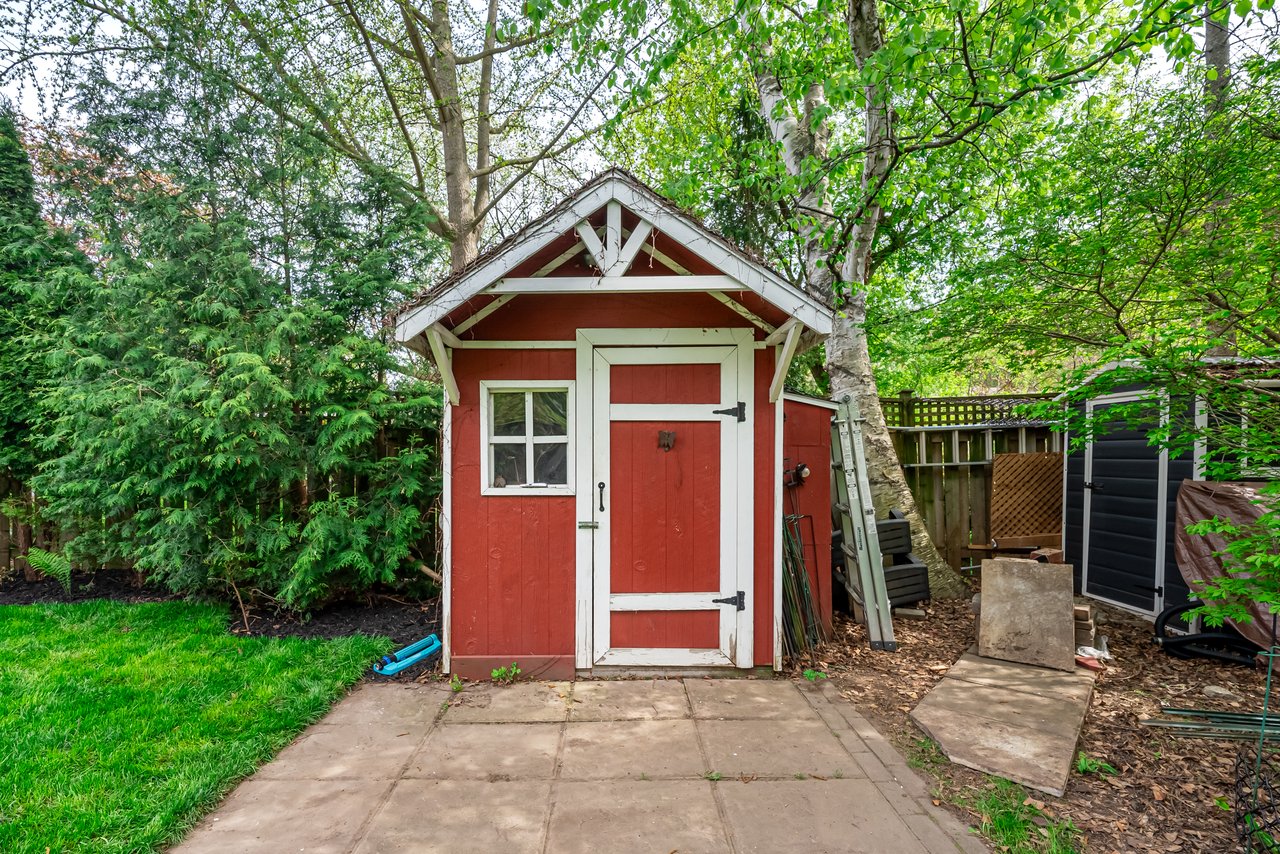 22 Worthington Cres - a Gem in Bloor West Village