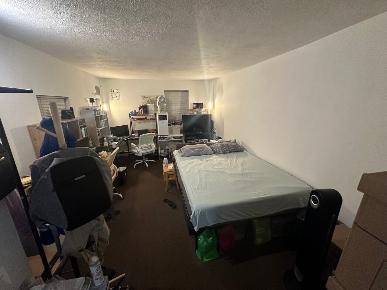 49 Hemenway St., #3 (Fenway) Studio / 1 Bath