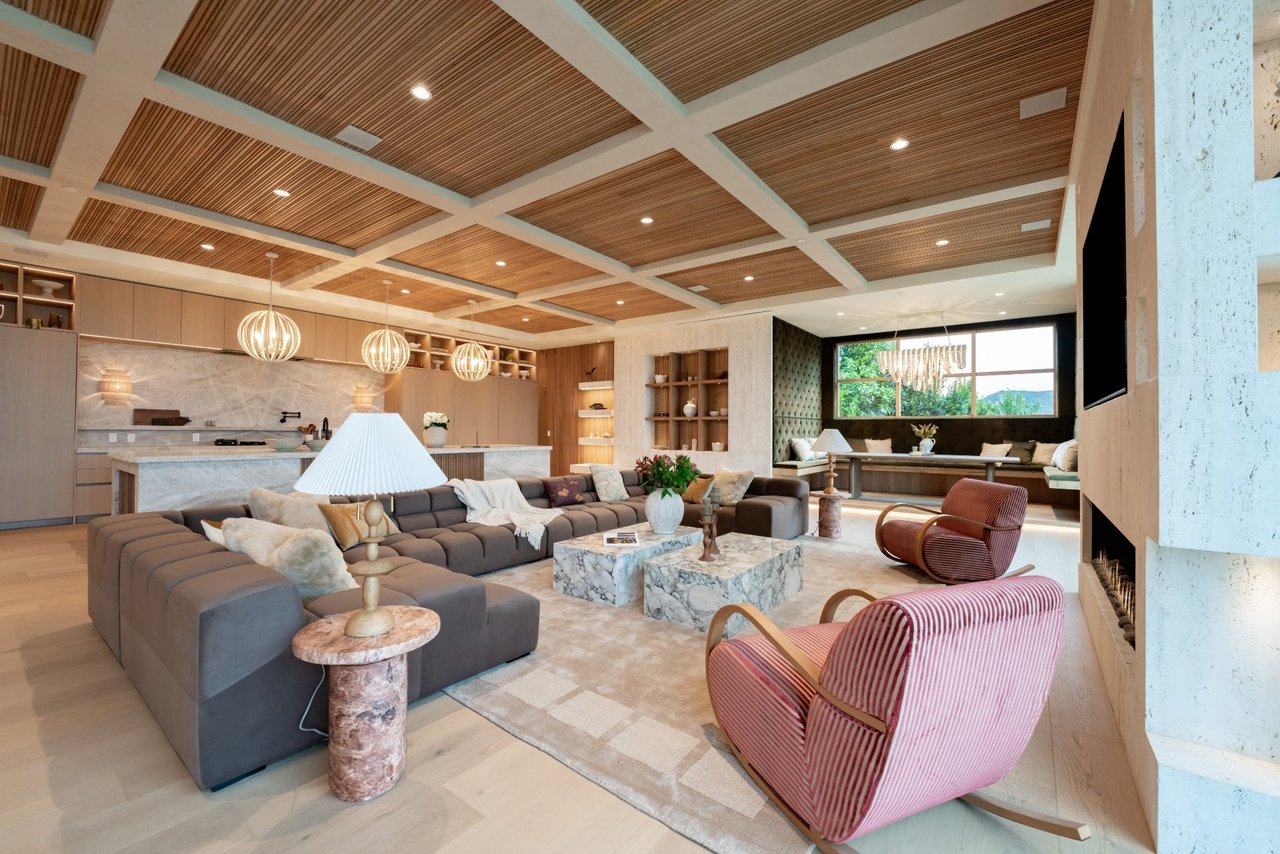 1414 Donhill Dr