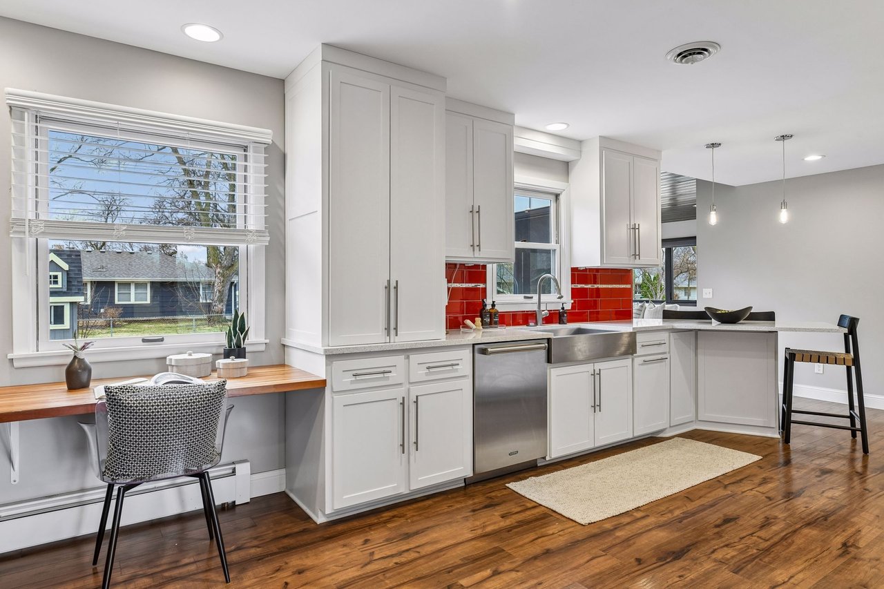 5932 Tamarac Ave, Edina