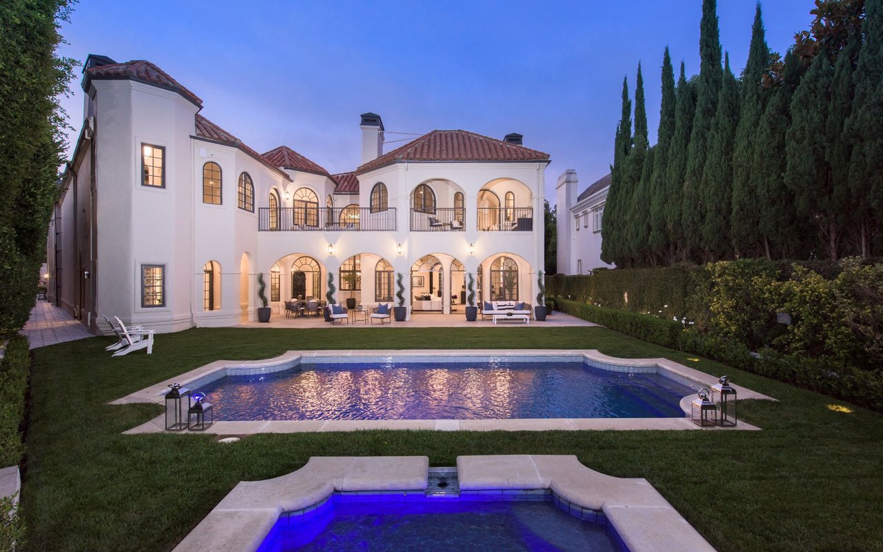 1275 Benedict Canyon Dr