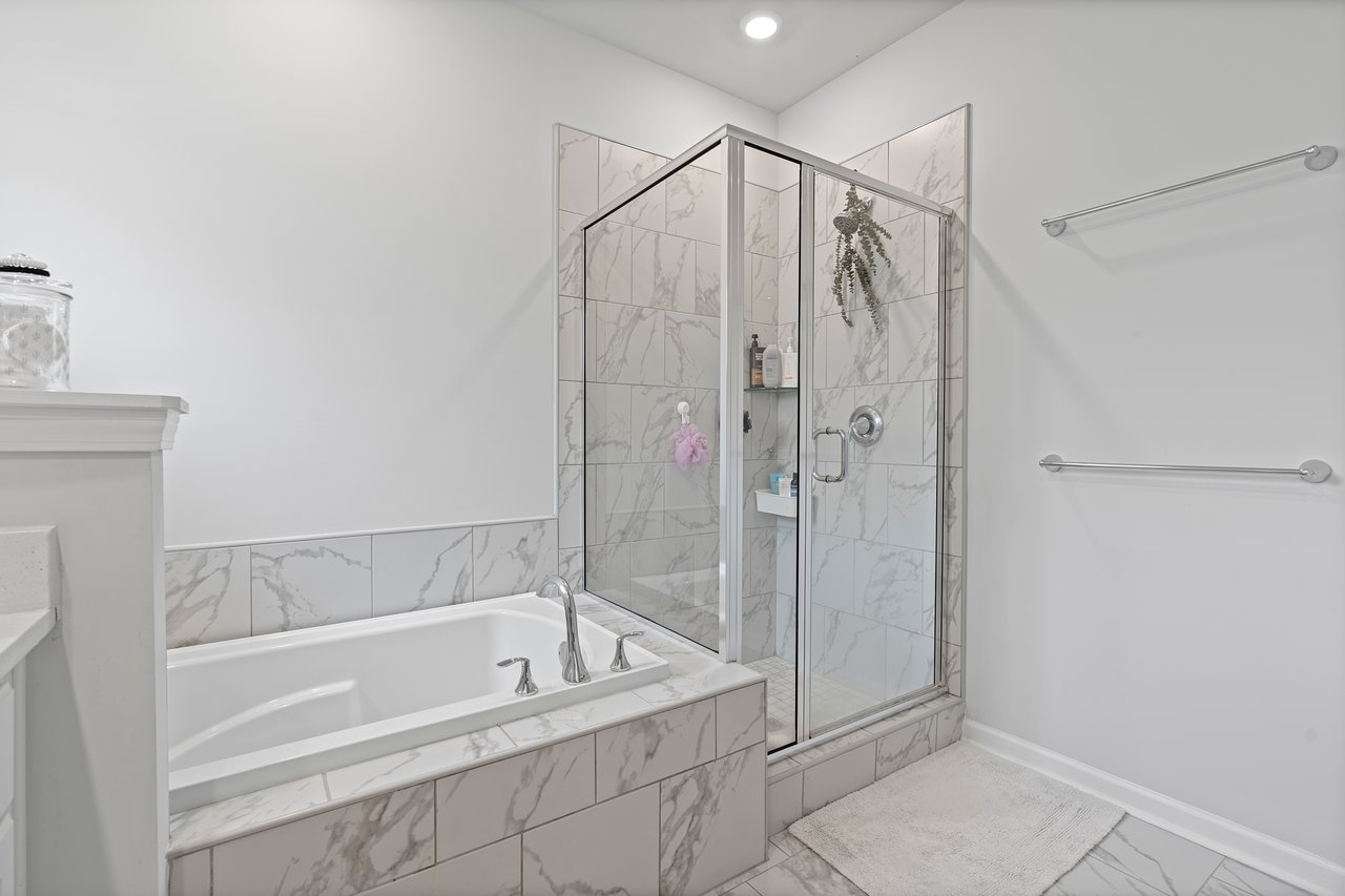 Four Bedrooms, Outdoor Fireplace, Great Location!