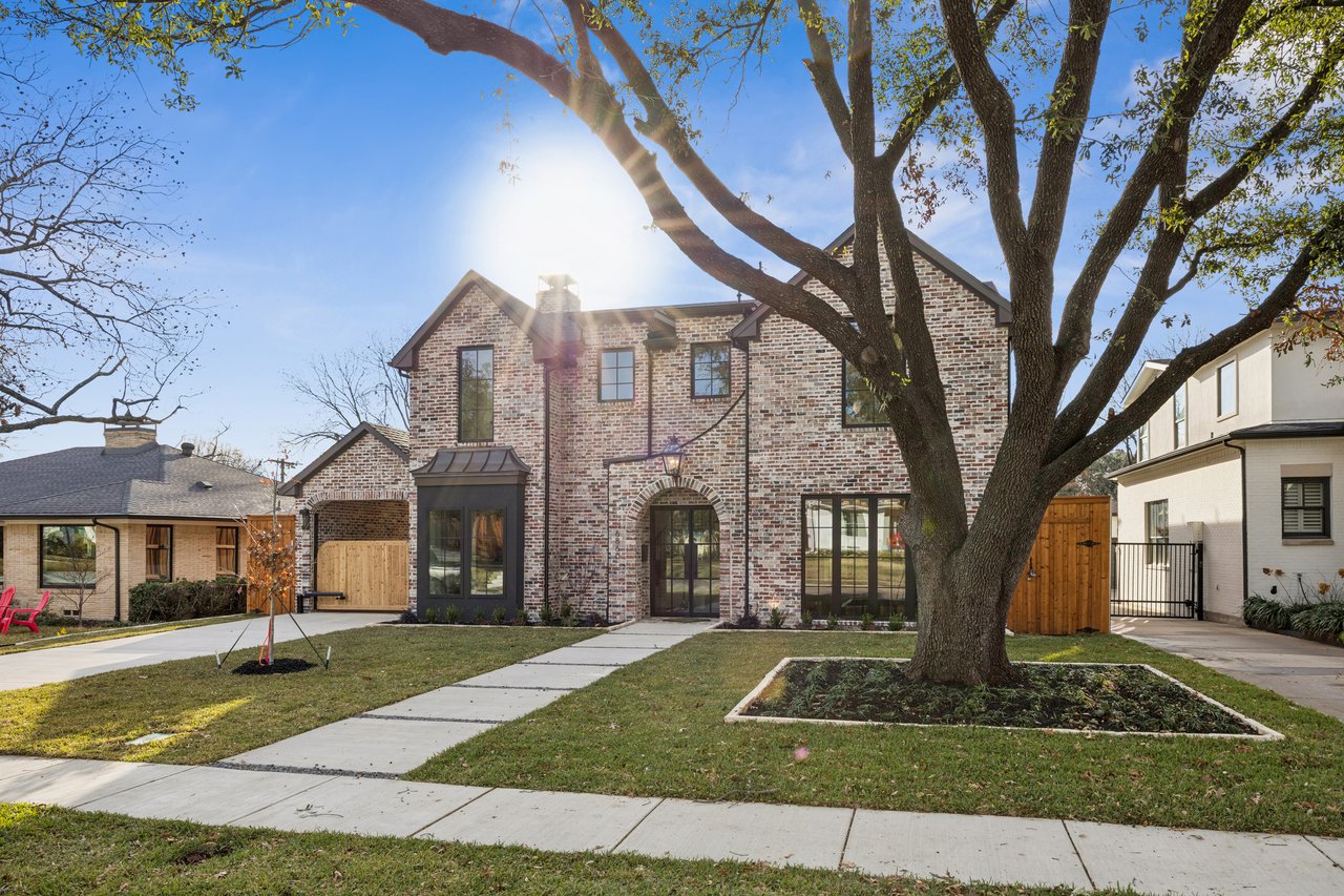 6860 Southridge Drive