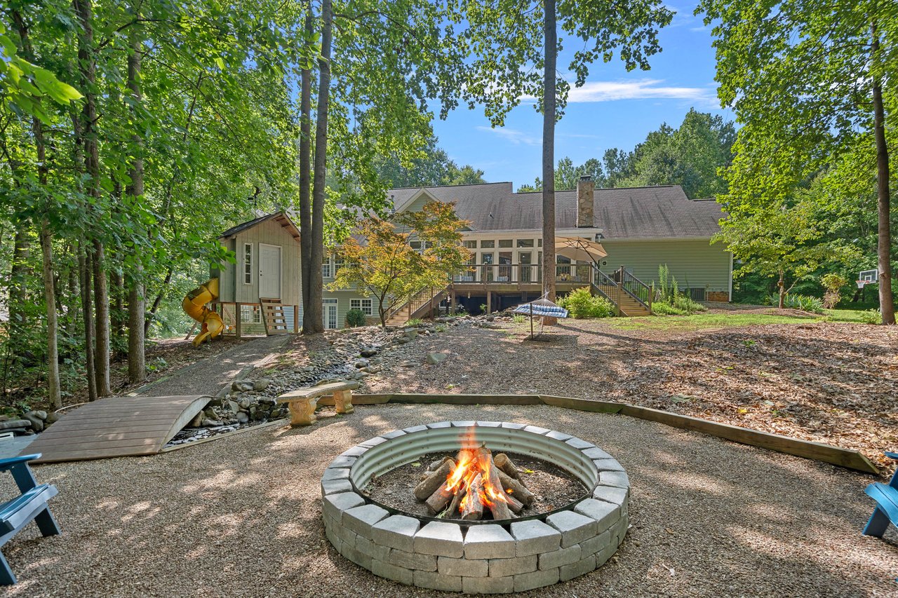 199 Robinson Road