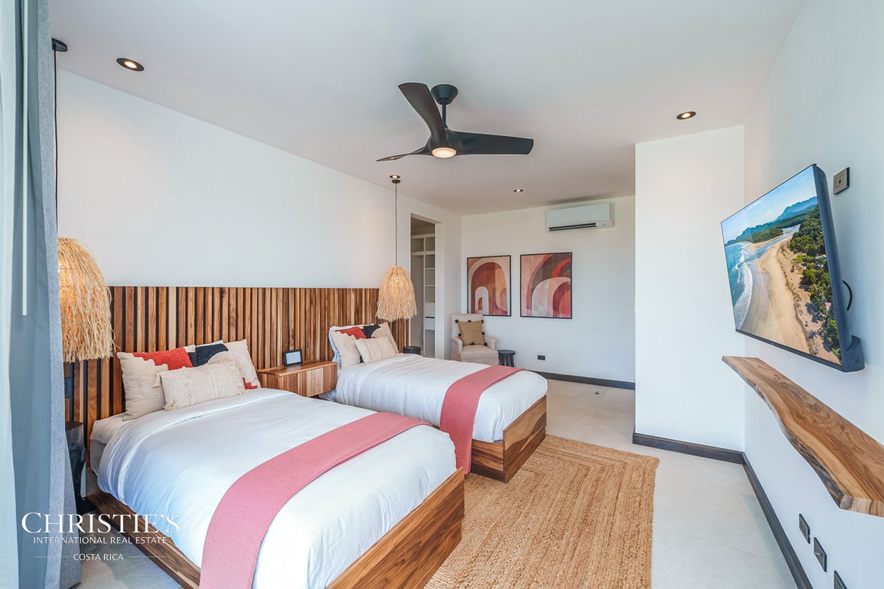 Modern Luxury Villa with Panoramic Ocean Views in Tamarindo - Villa Brisas del Mar
