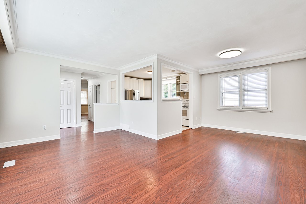 2063 Hixon Street, Oakville