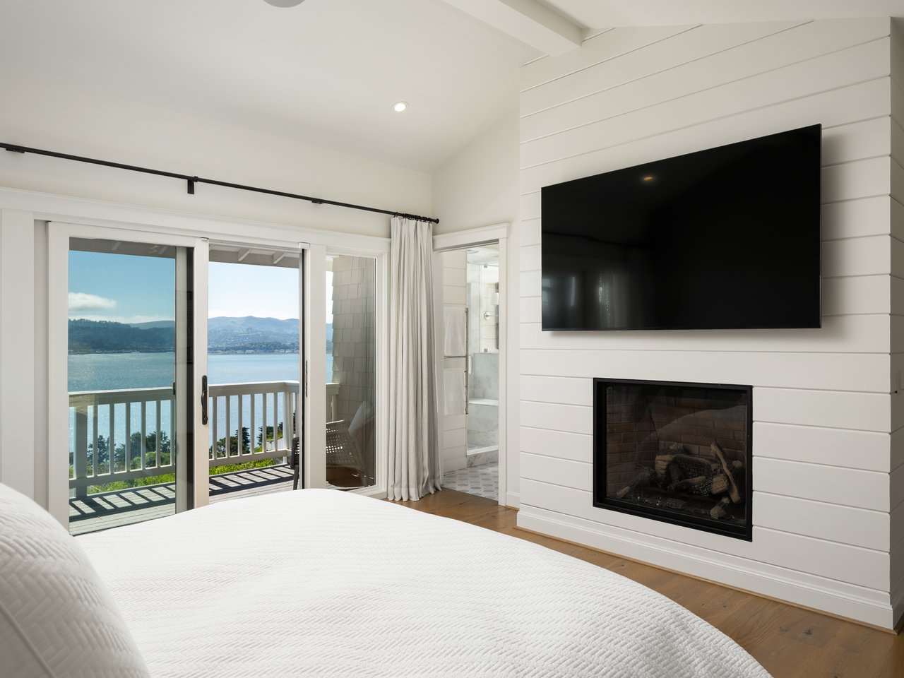 Extraordinary View Residence