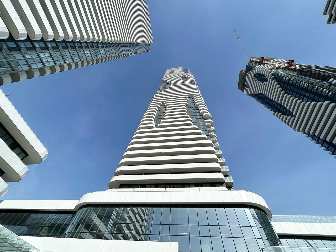 225 Commerce St Unit: 2603