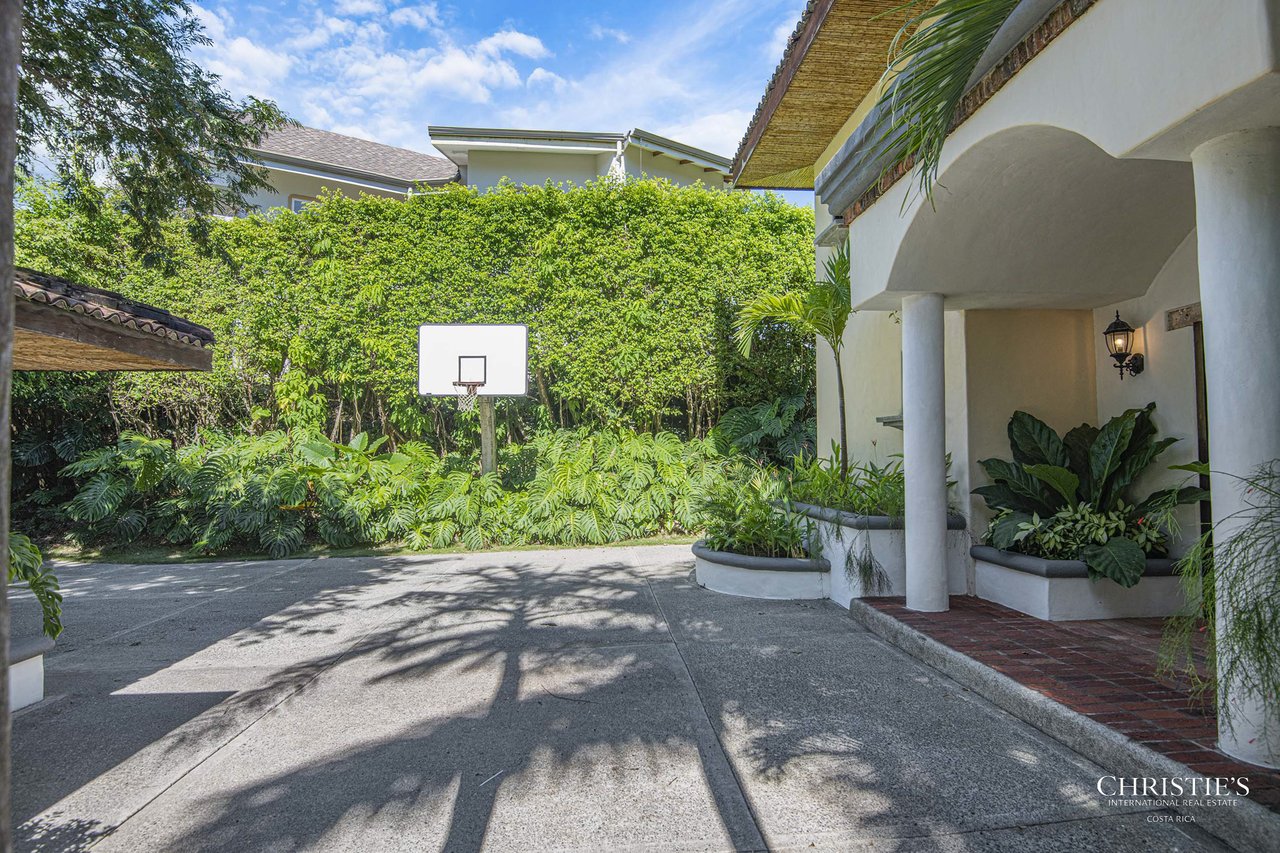 Casa Nacar: Ocean View Private Luxury Retreat Near World-Class Golf & Marina