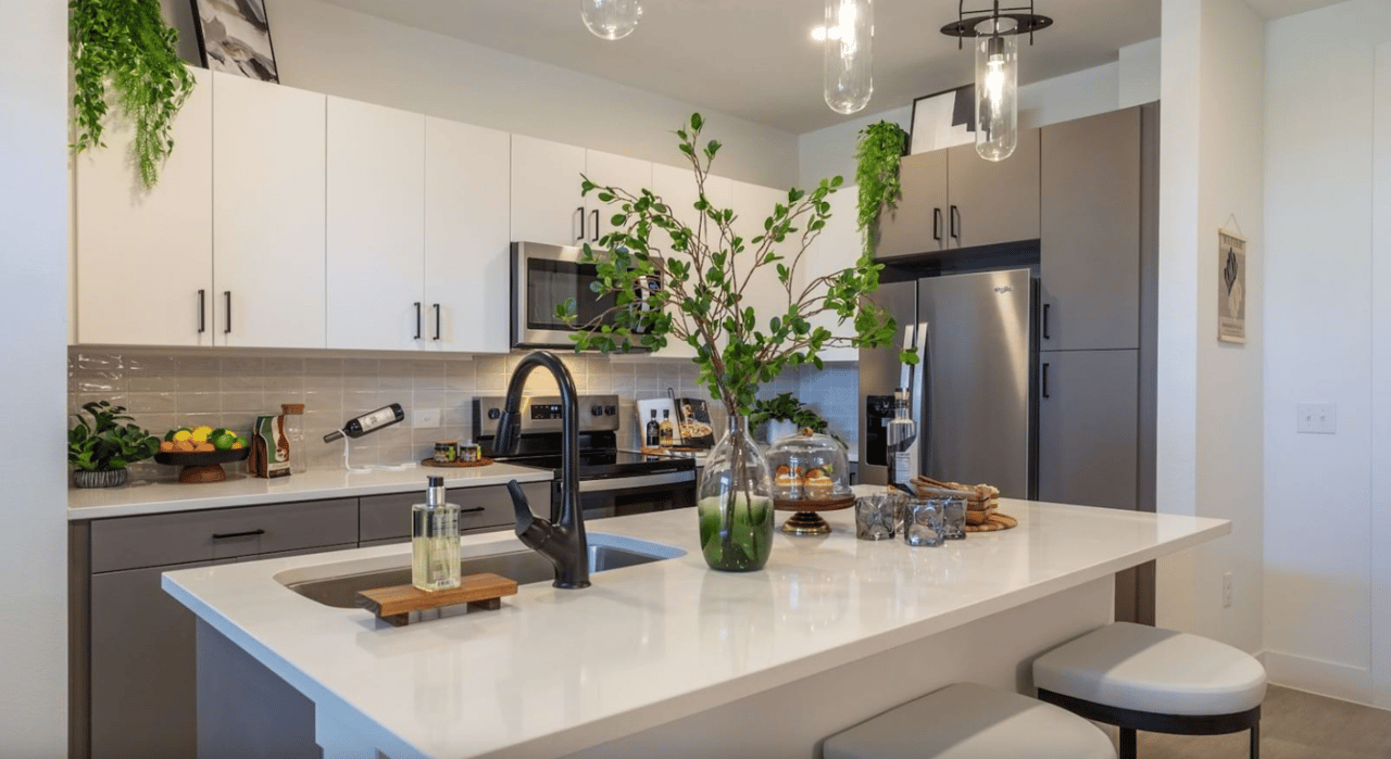 Lease today-Live up to 8 weeks for FREE!