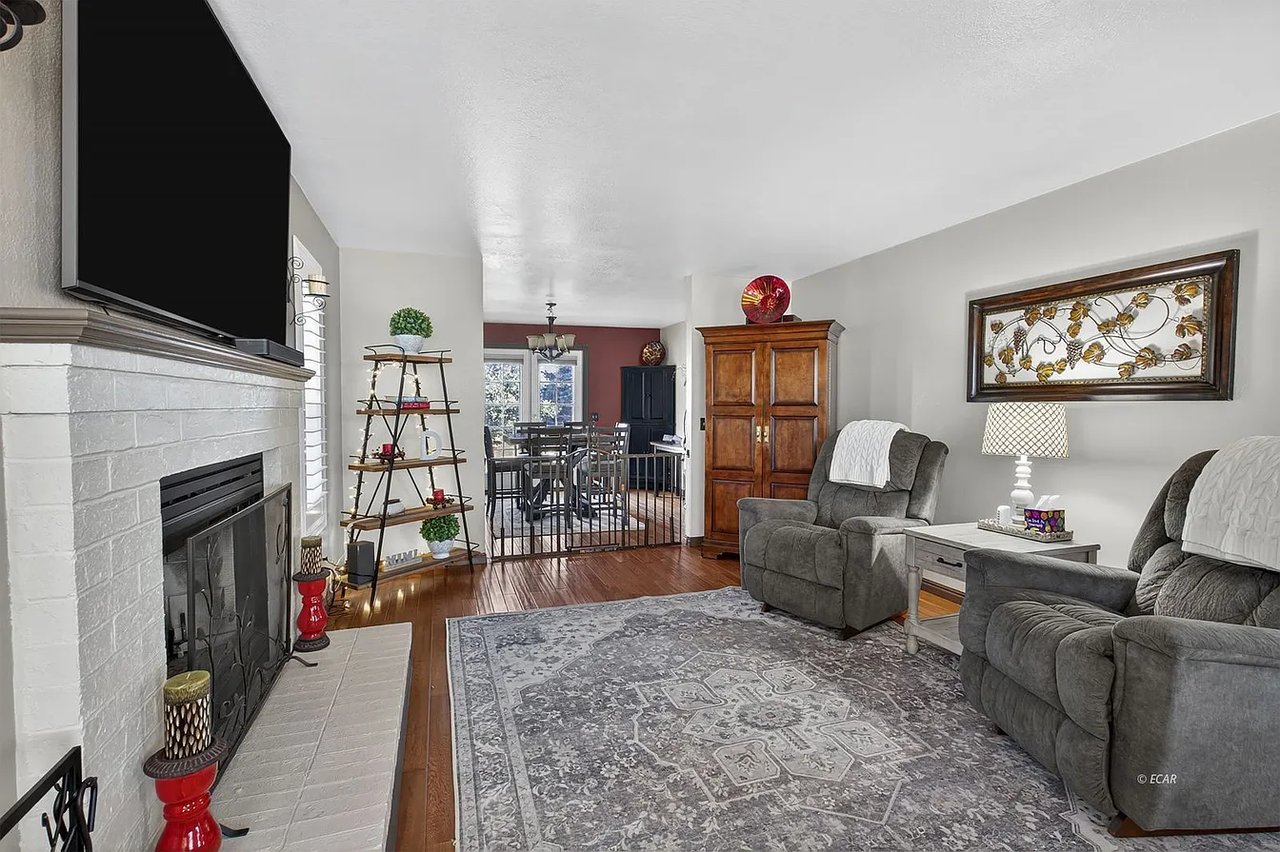 532 Charlwood Ct