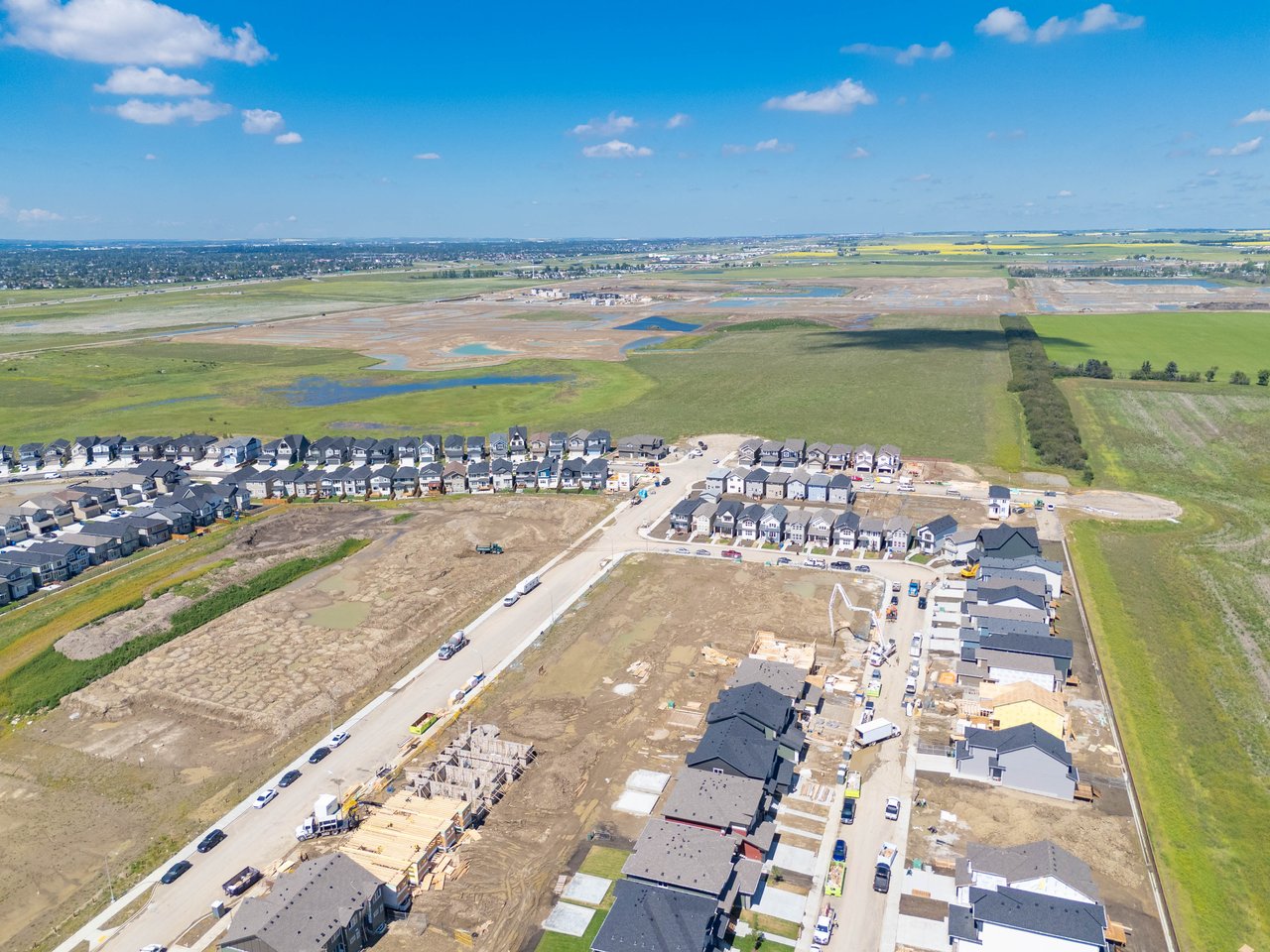 151 Belvedere Crescent SE