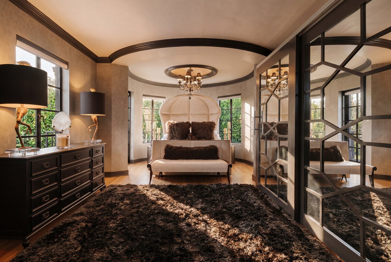 1027 Ridgedale Dr, Beverly Hills