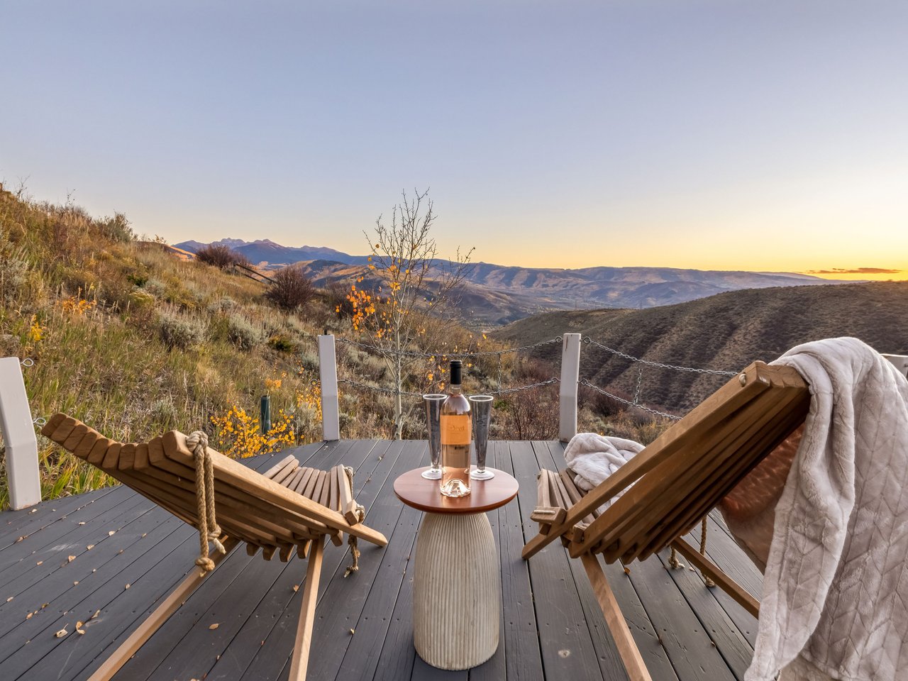 4380 June Point, Avon