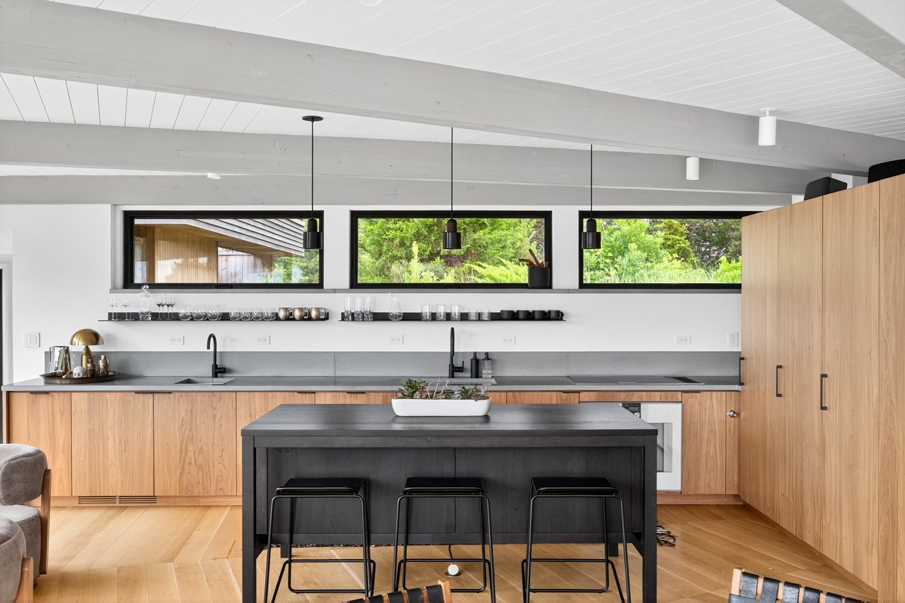 Cape Cod Modernist Masterpiece