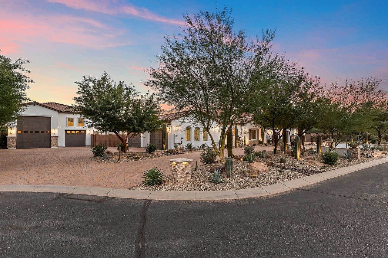 7749 W ARTEMISA Avenue