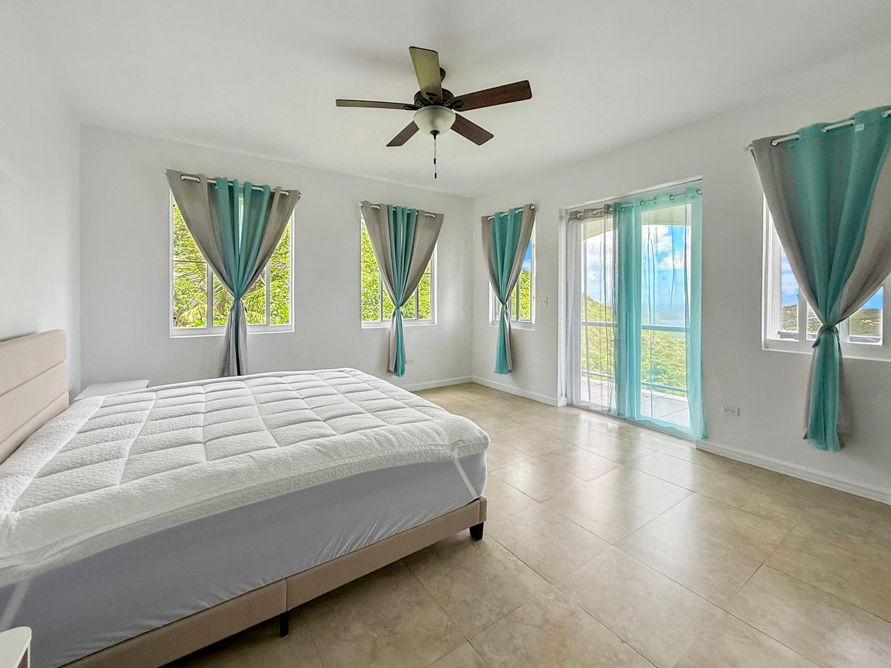 1062 Sabath Hill 2 Bedroom Apartment