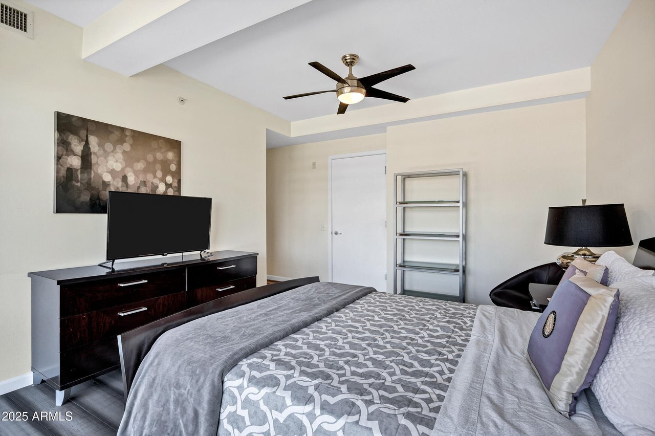 7141 E Rancho Vista Dr, #4005
