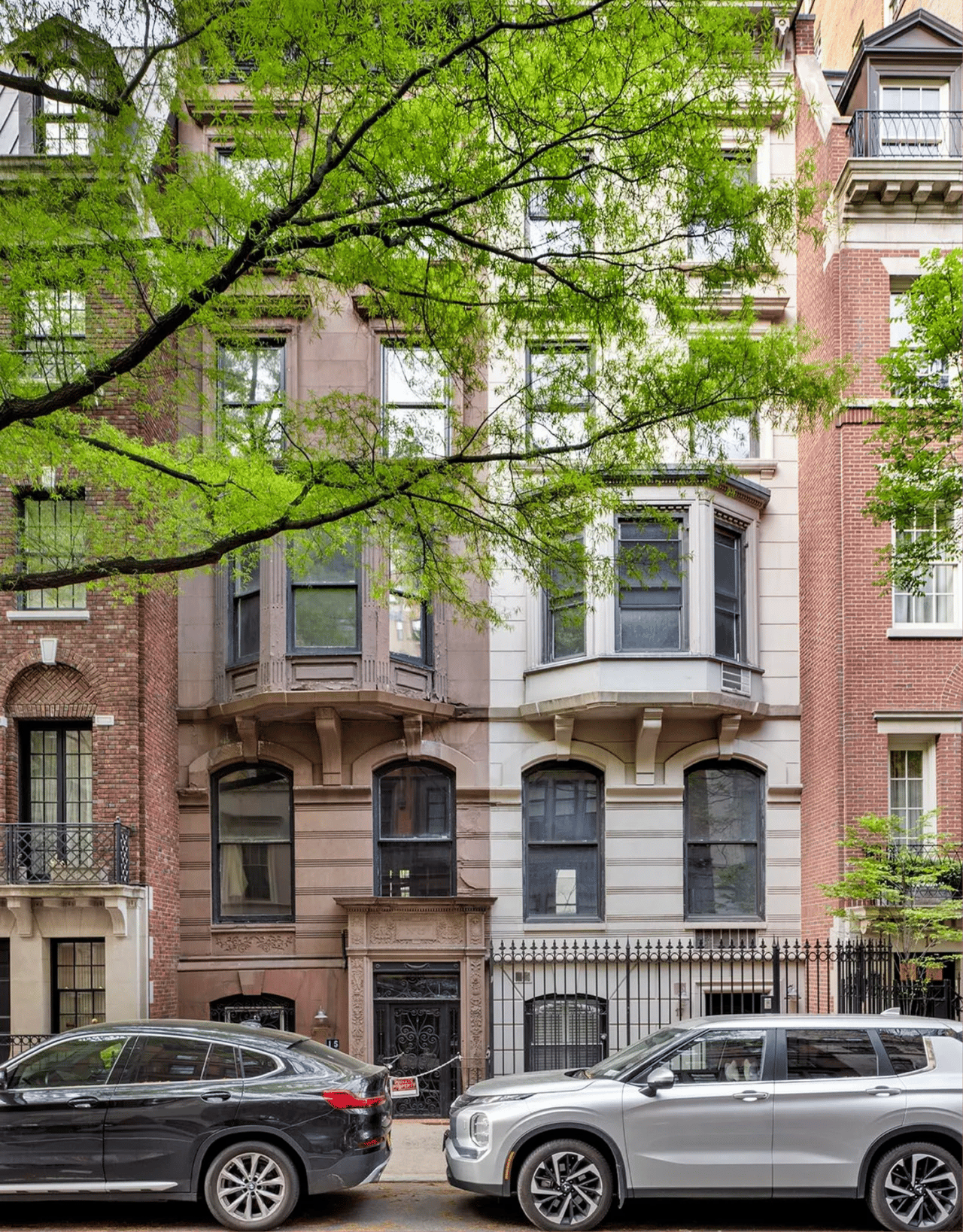 15-17 E 77th St