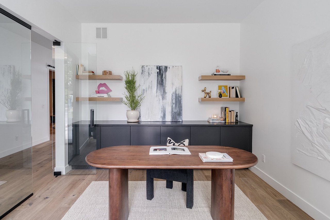  2565 S JACKSON STREET 