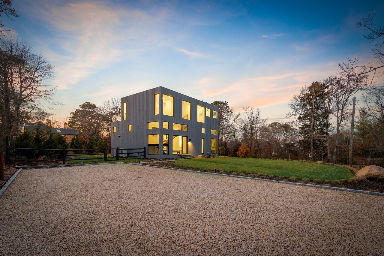 5 Ridge Lane, Hampton Bays