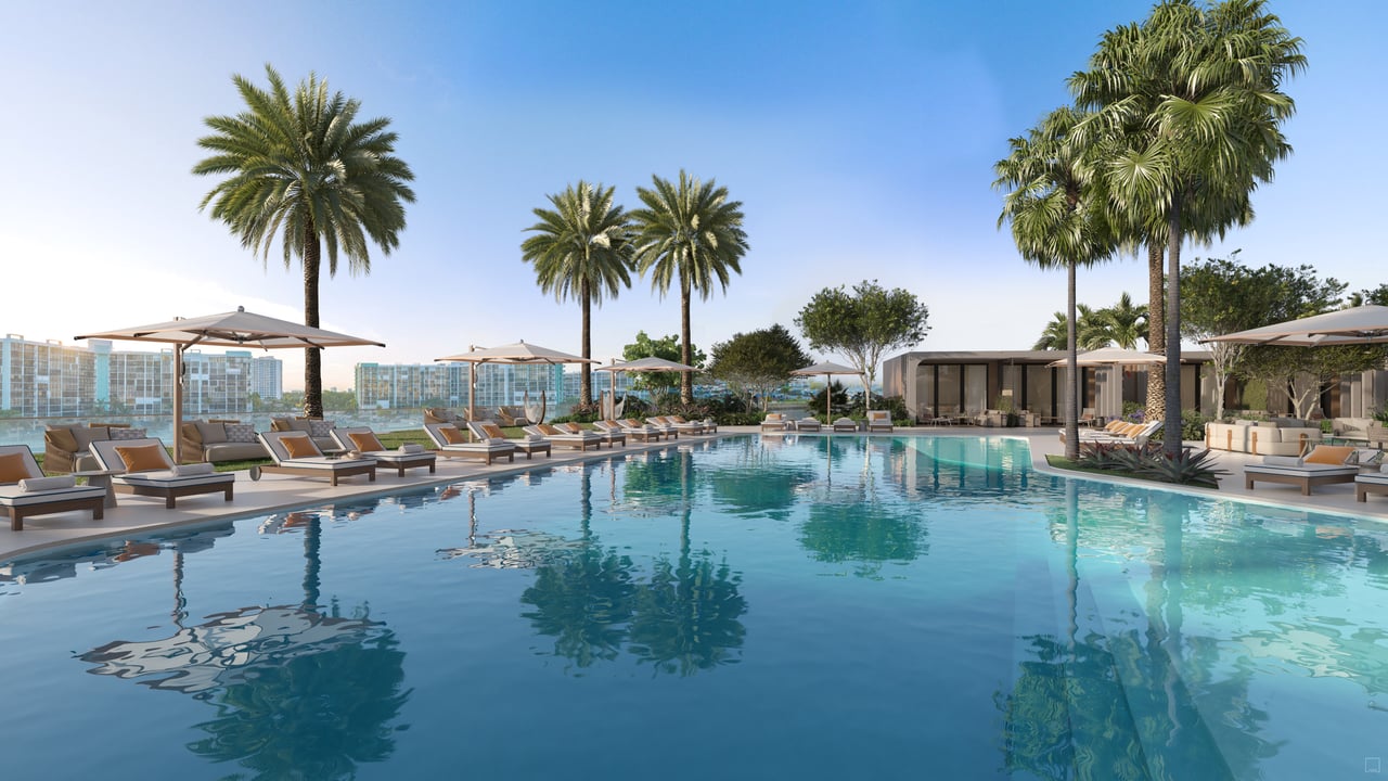 Icon Beach - Hollywood 