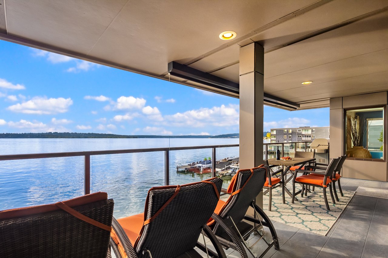 827 Lake Street S Unit: 205