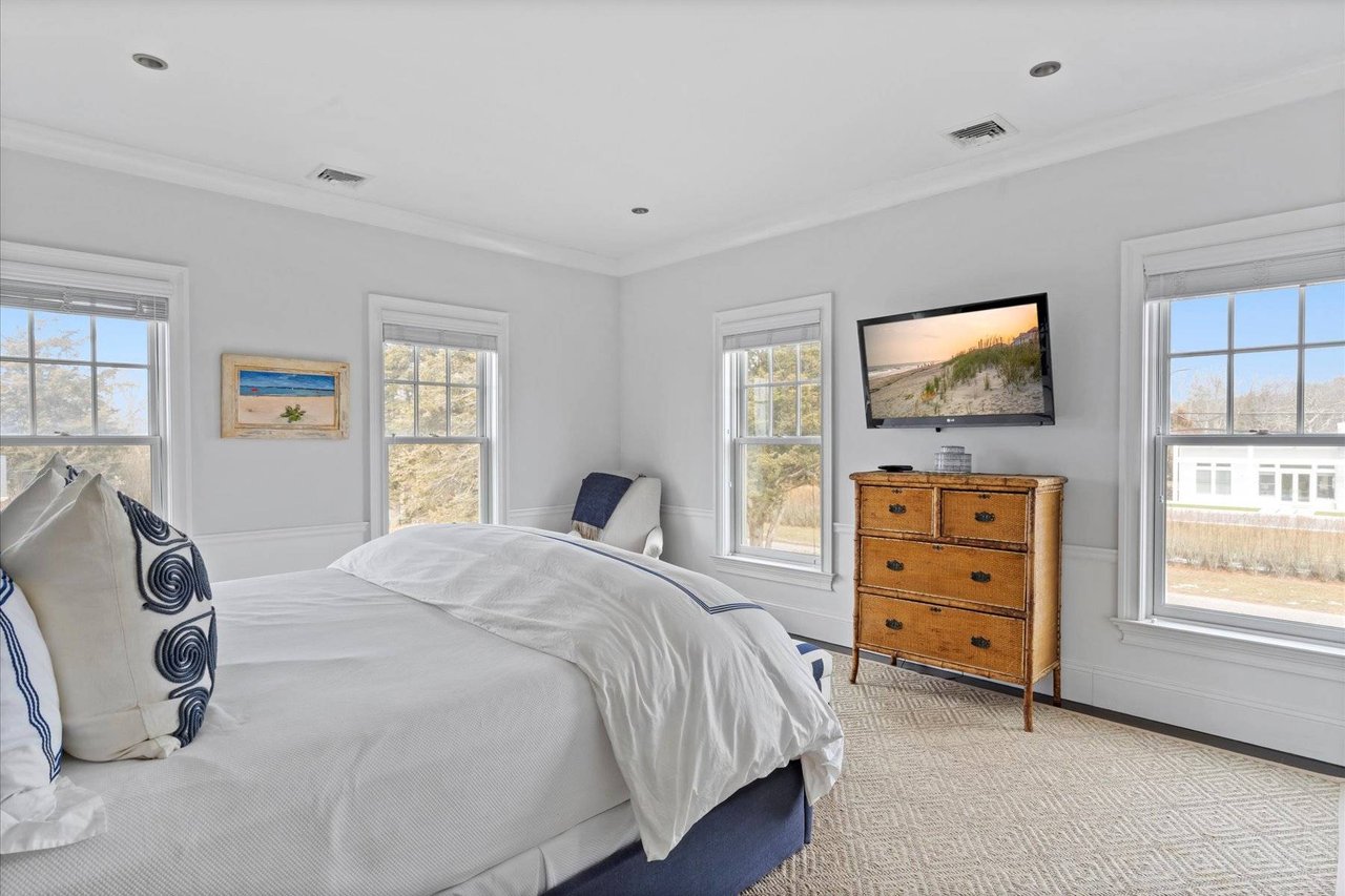 70 Peconic Ave