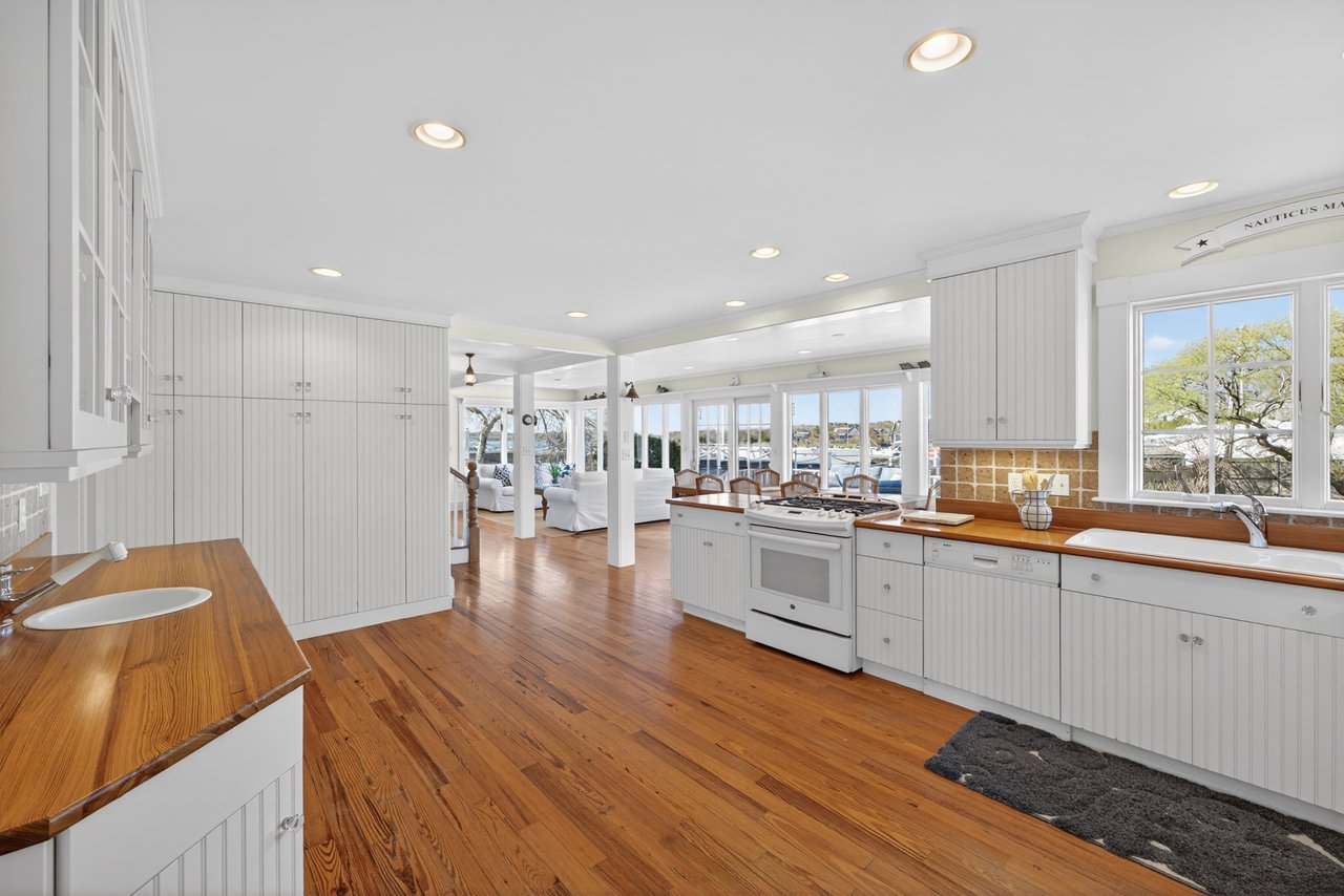 Coastal Retreat in Osterville