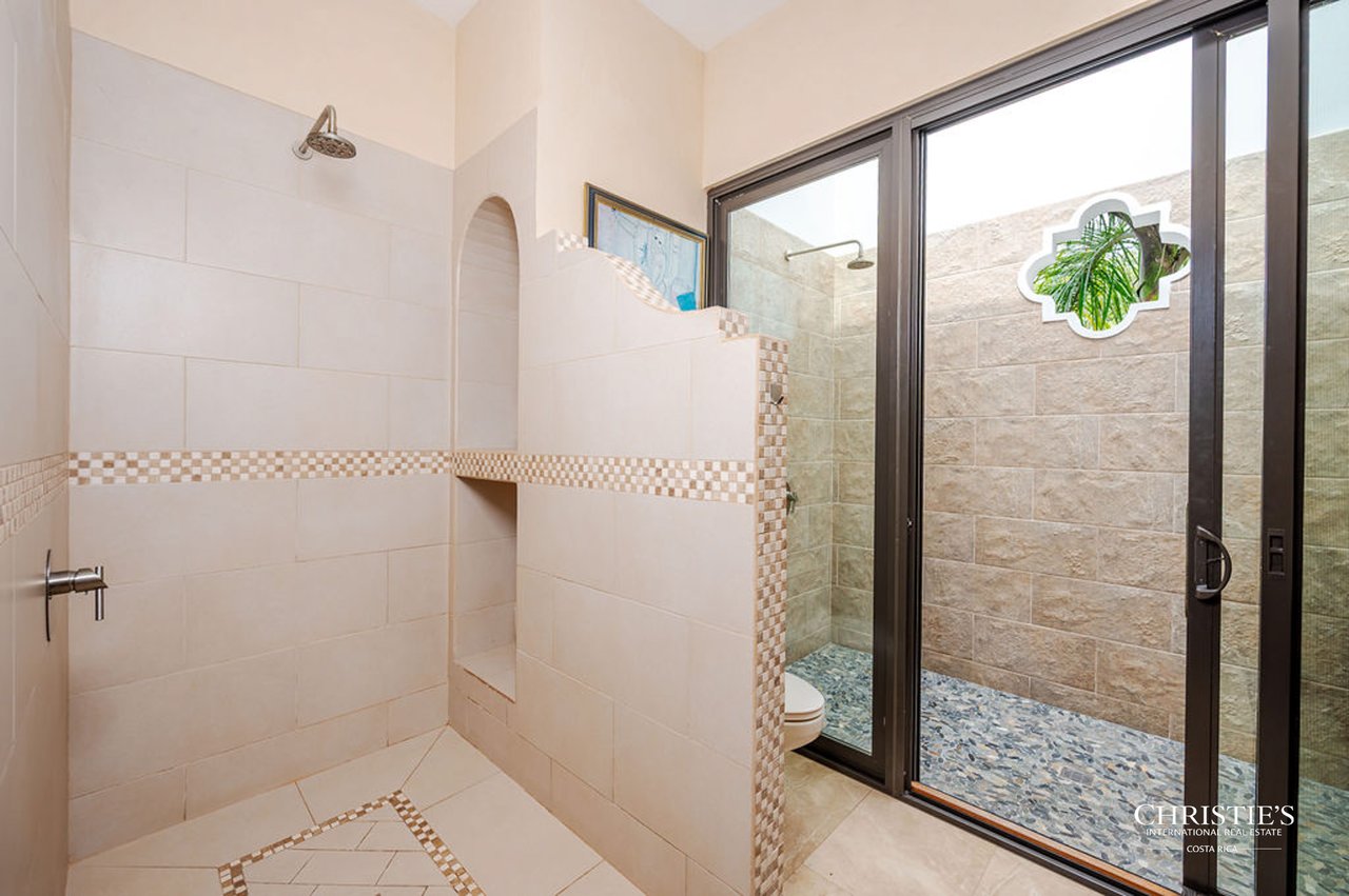 Casa Buena Vista | Timeless Elegance in Hacienda Pinilla 