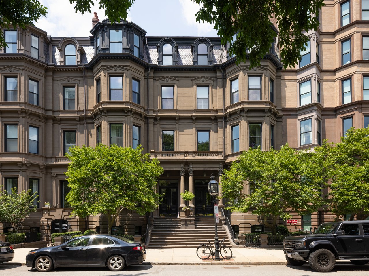 33 Commonwealth Ave #5