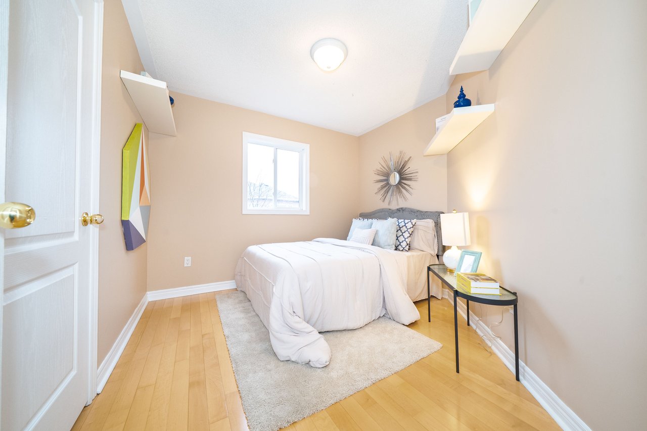 148 Devonsleigh Boulevard