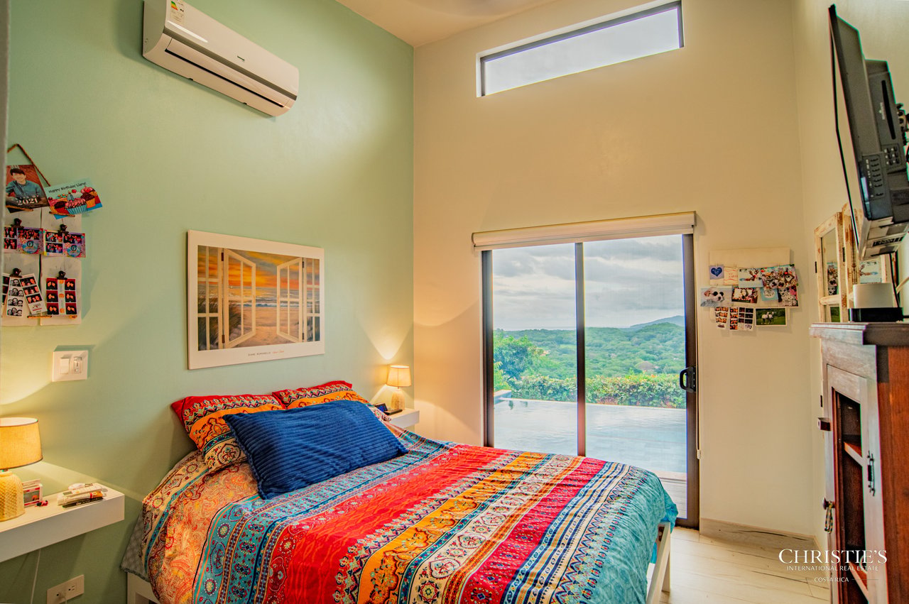 Toltec Estate & Casa Lunax Oceanview Investment Compound