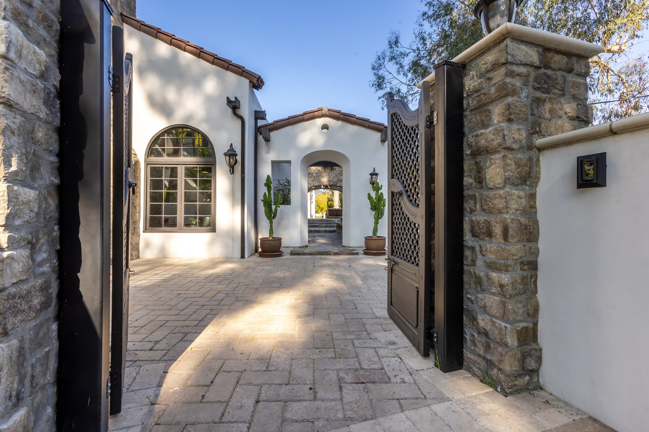 Casa Serena by Oraklus