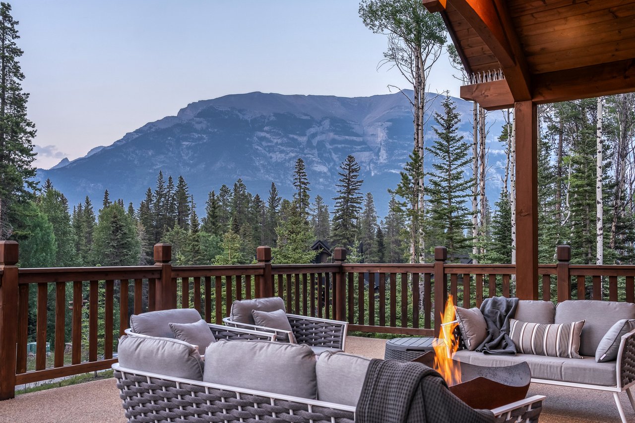 Refined Mountain Living at Cairns Landing
