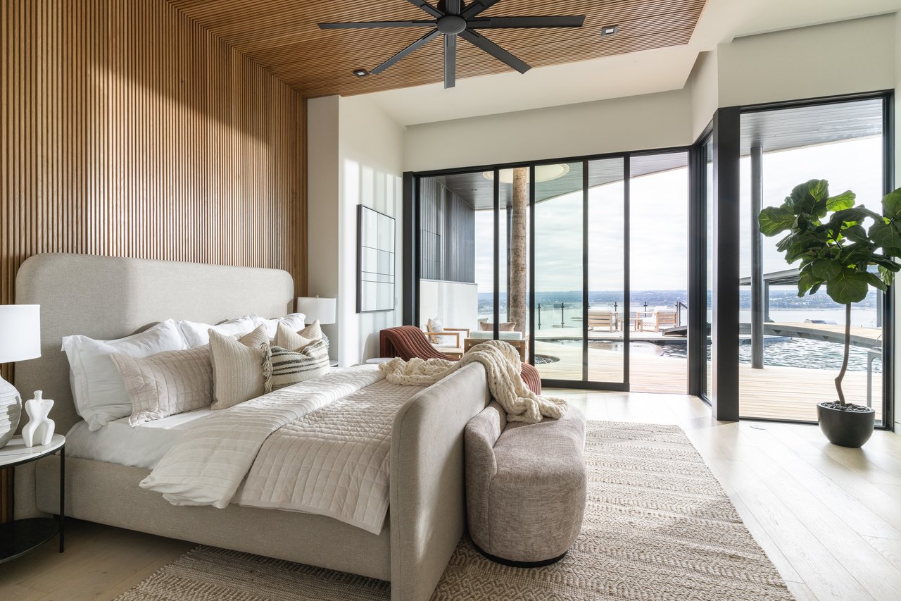 LAKE TRAVIS ORGANIC CONTEMPORARY