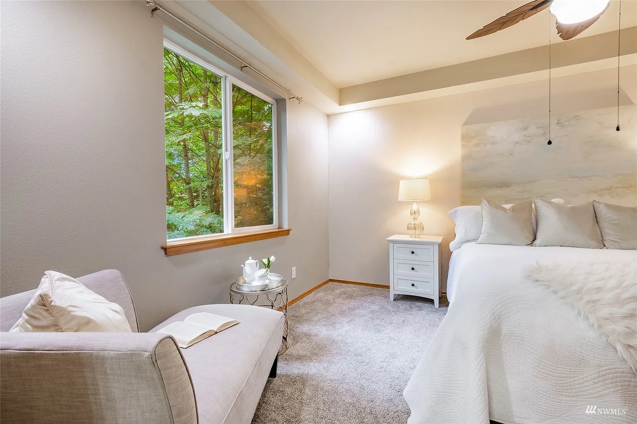 3 VALLEY CREST Way