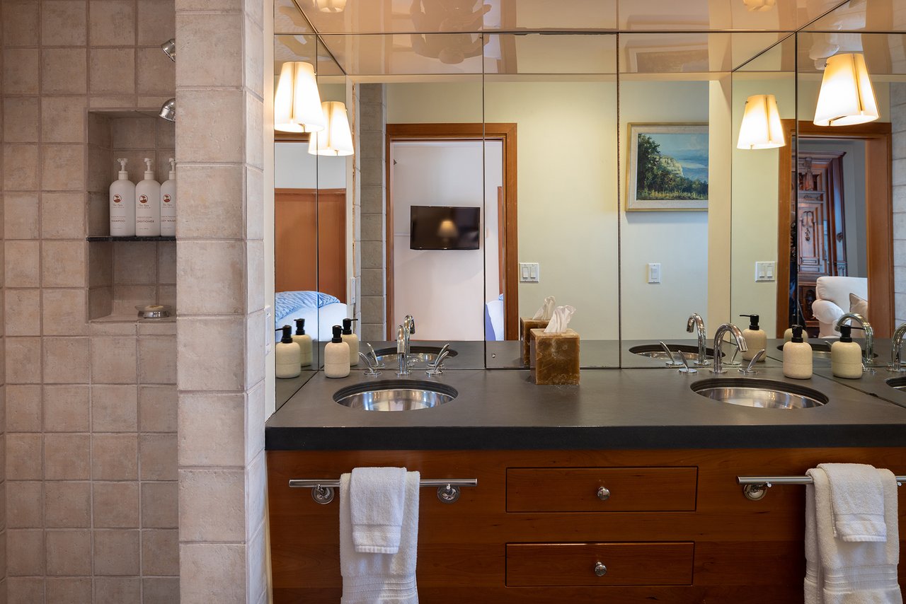 Koketsu - Spectacular Oceanfront Rental