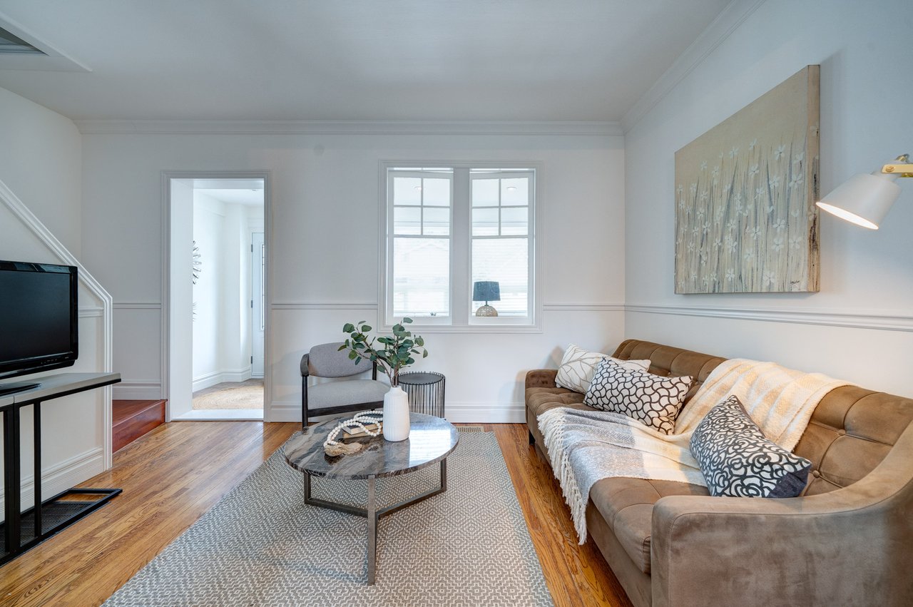 20 Roosevelt Rd