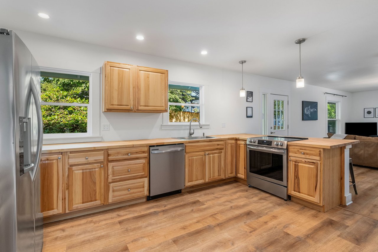607 Cascade Ave