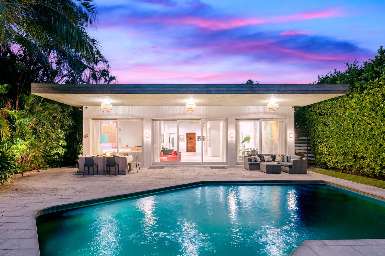 441 E Dilido Dr