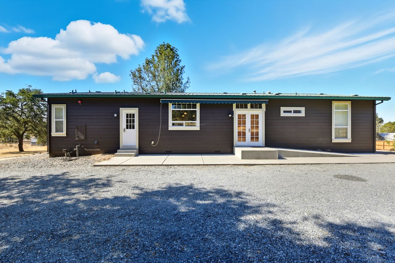 18400 Live Oak Court