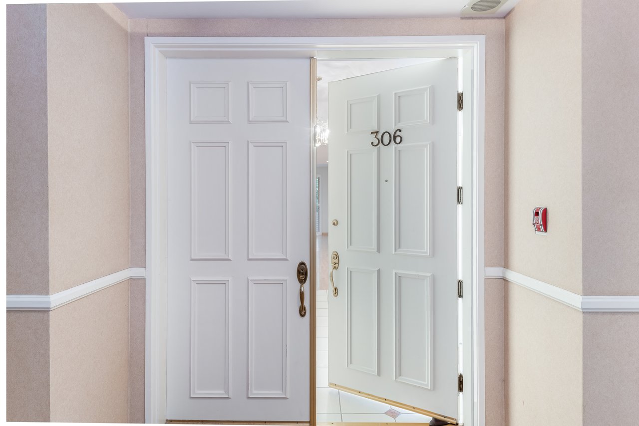 1930 S Beverly Glen Blvd #306