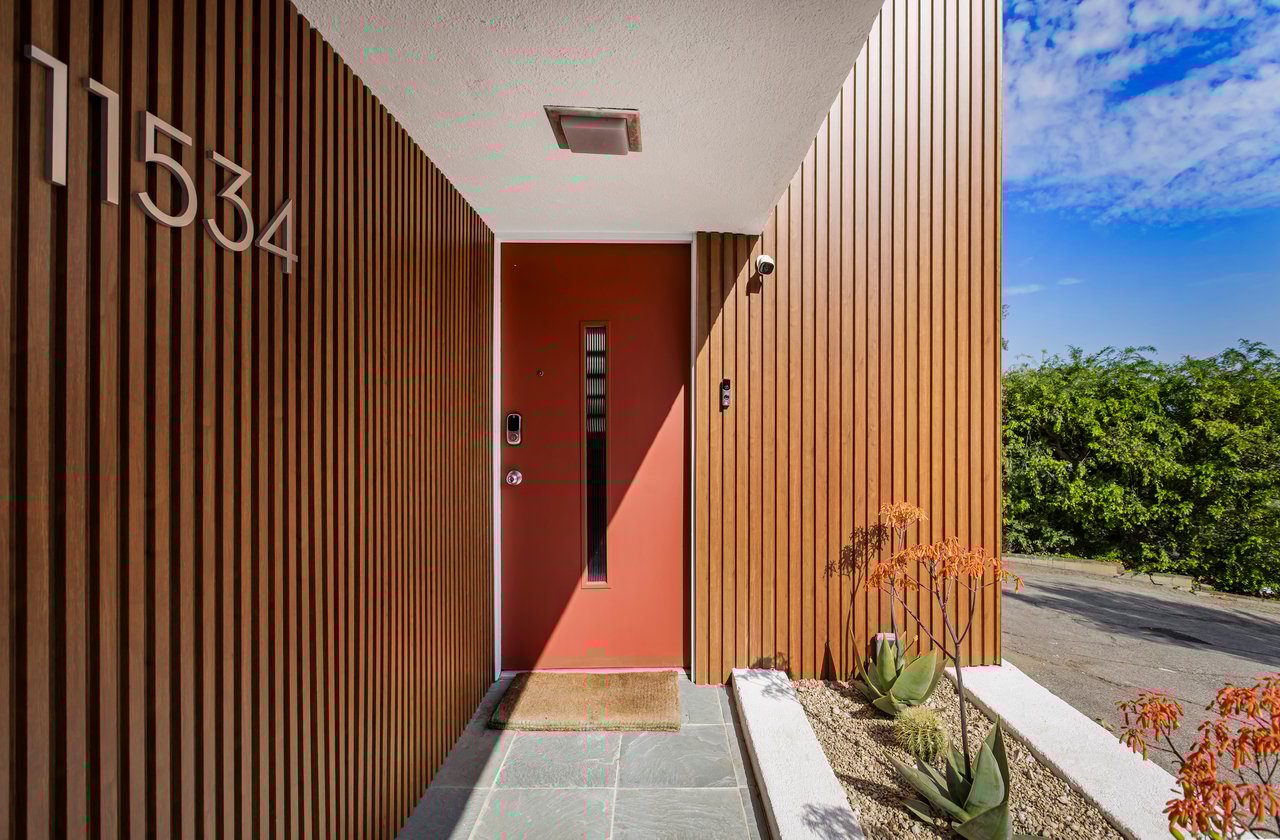 How This Los Angeles House Bucked Market Trends And Sold 5% Over Asking Price