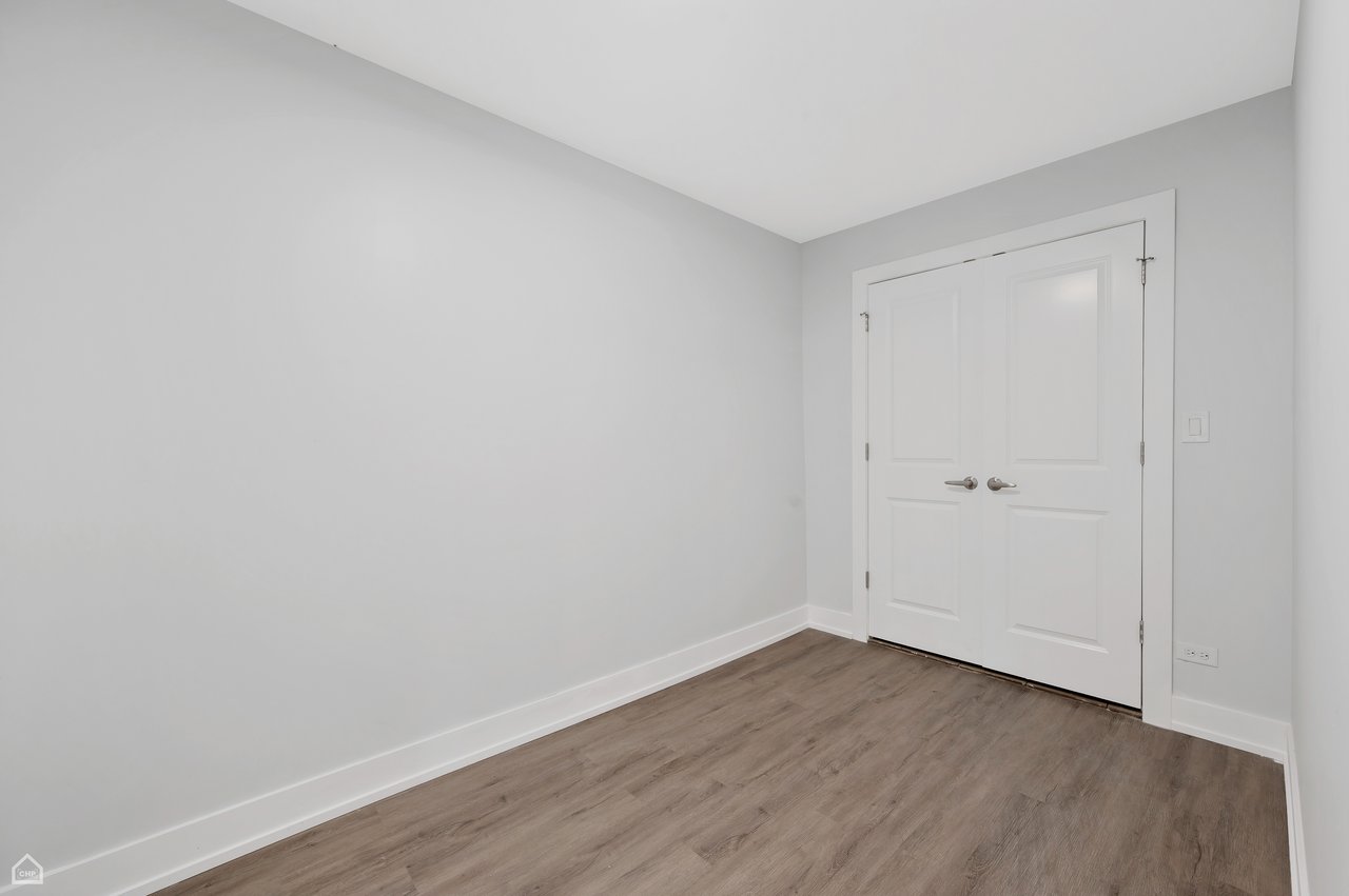 2901 N Sacramento 